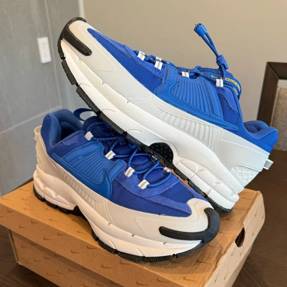 Nike Vomero Roam - Picture 1 of 4